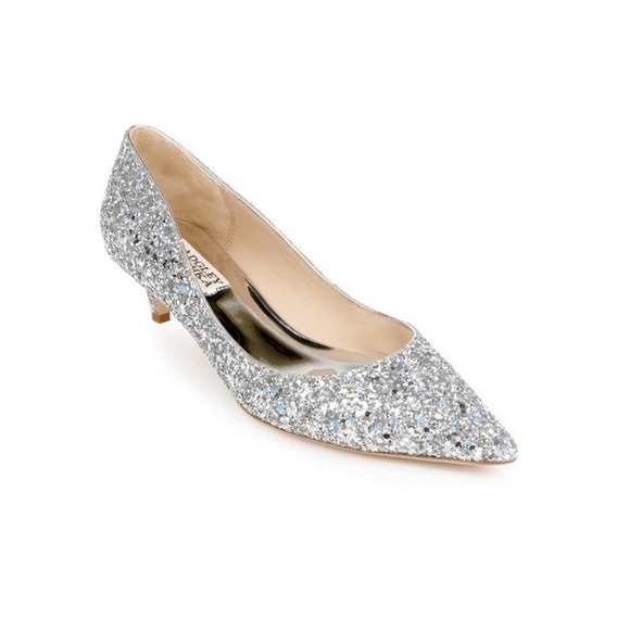 Badgley Mischka Shoes - Badgley Mischka Silver Glitter Pointed Toe‎ Kitten Heel Pumps Womens Size 9